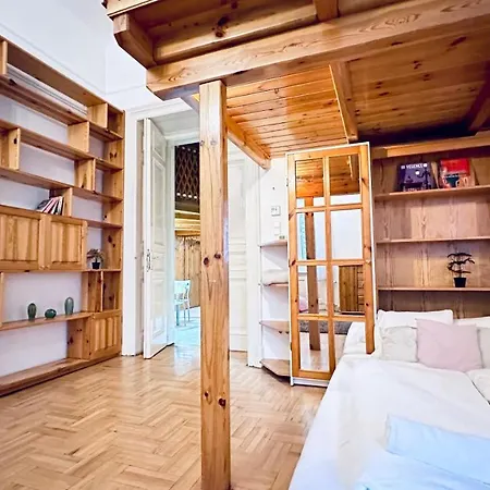 Ulloi - Unique Style Near Corvin Budapest