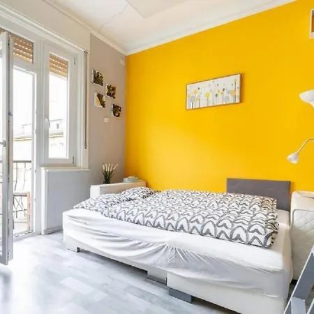 Apartment Balzac By Westend Mall With Balcony, Ac *