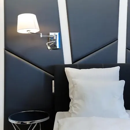 Grand & Luxurious In The Heart Of Budapest, 2br & 2bt