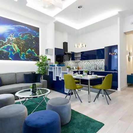 Grand & Luxurious In The Heart Of Budapest, 2br & 2bt Apartment Budapest