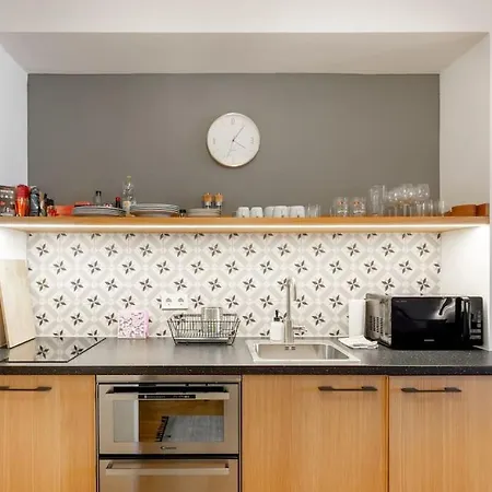 Cozy&stylish At The Eastern Railway St. W Balcony Apartment Budapest