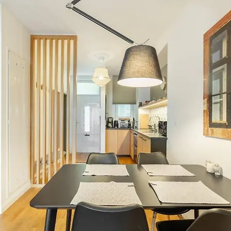 Apartment Cozy&stylish At The Eastern Railway St. W Balcony