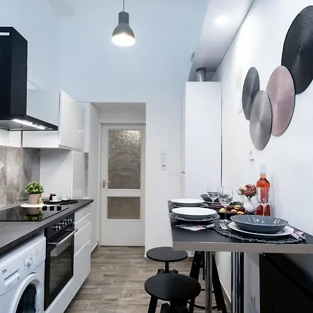 Lejlighed Welcoming Modern In The Center Budapest