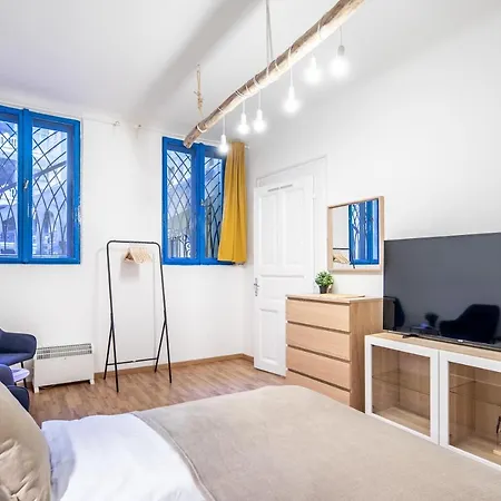 Convenient At Gastro Driven Location Budapest