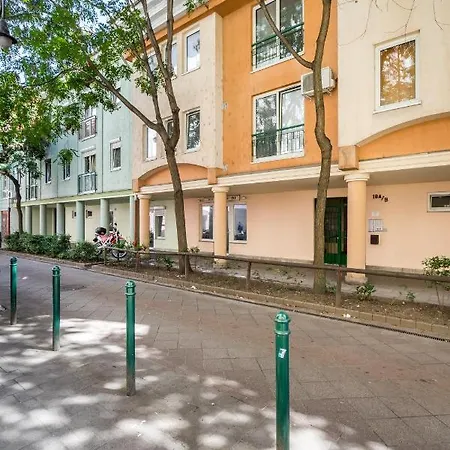 Beautiful Three Bedrooms With Free Parking Close To The Danube Coast Boedapest