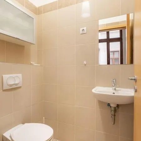 Appartement Sage Meadow At Gozsdu Garden Dob 16 *