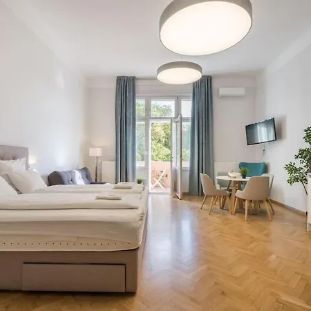 Klauzal Garden City * Budapest