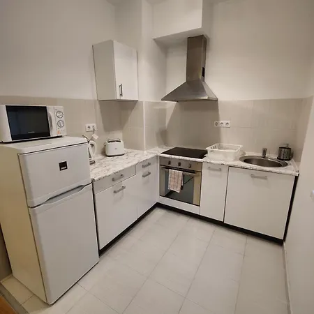 Corvin Plaza Apartments&suites 3*