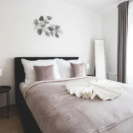 Jewish Quarter Gem With Rooftop Terrace + Parking - 601 * Budapest
