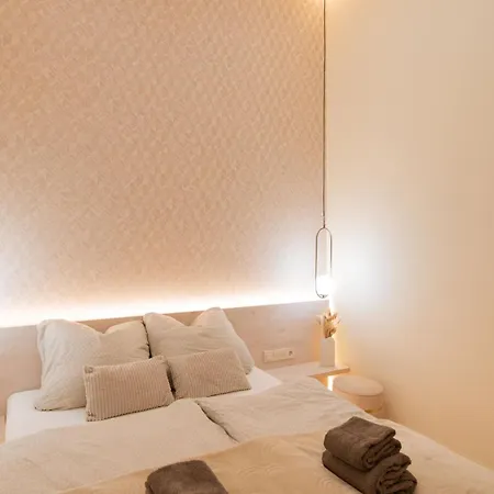 Hubner Apartment *