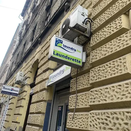 Big Cosy Near The Famous Westend City Center Apartment Budapest