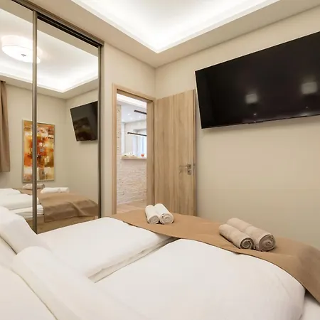 Appartamento District Flat *