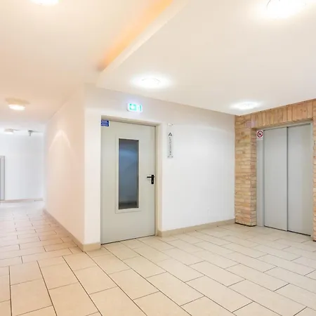 Lotus Origo With Garage Apartment Budapest