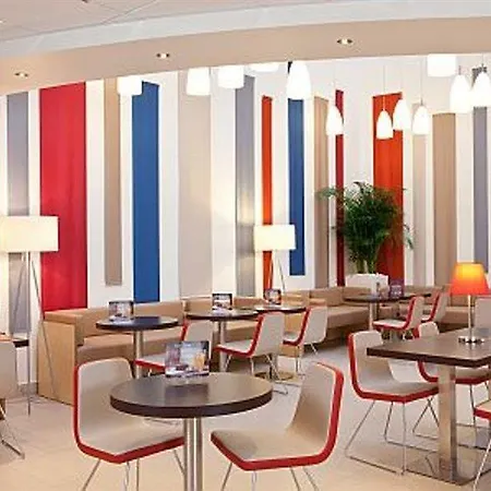 Ibis Centrum 3*