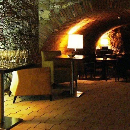 Ξενοδοχείο Buda Castle 4*