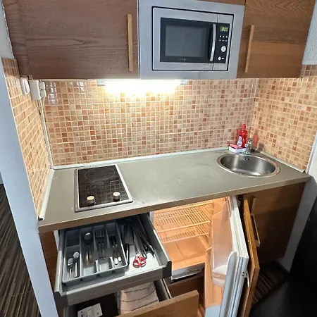 Hermina Westend Apartment Budapest