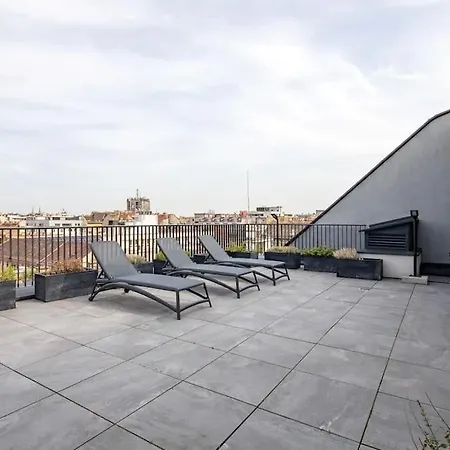 Marone 209 ~ Ac/balcony/indoor Parking Apartment Budapest
