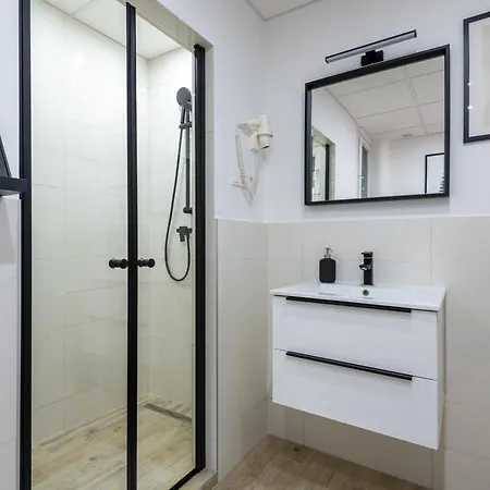 Apartament Holidays Operart *