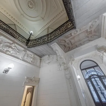 Apartment Sass Glamour Next To St Stephen Basilica S1 Budapest