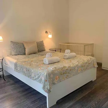 Knezits Spacious Ac Terrace Free Parking Apartmán Budapešť
