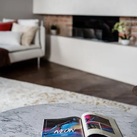 Luxurious Danubeside For 6 Apartment Budapest