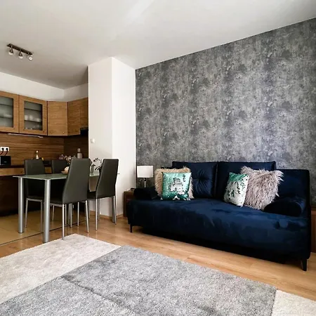 Apartment Cosy Living W Balcony
