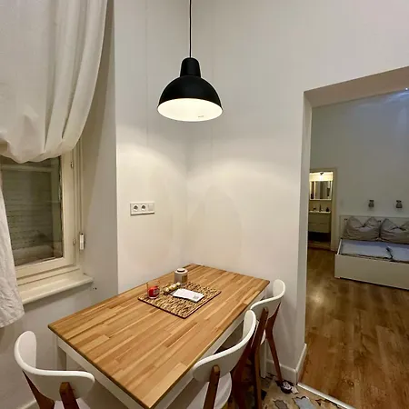 Apartment Cozy Flat In The Heart Of *