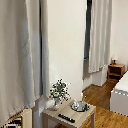 Апартаменты Lavender Near Heroes' Square & Puskas Stadium