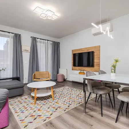Apartment Venus - King Street V - Balcony Budapest