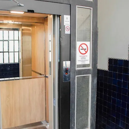 Free Garage!!! Downtown Near The New York Coffee House Βουδαπέστη