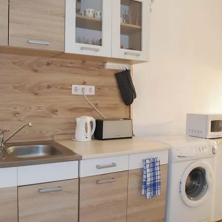 Διαμέρισμα Free Garage!!! Downtown Near The New York Coffee House *