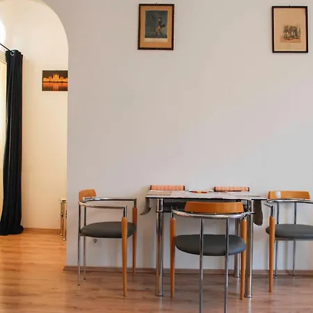 Διαμέρισμα Free Garage!!! Downtown Near The New York Coffee House Βουδαπέστη