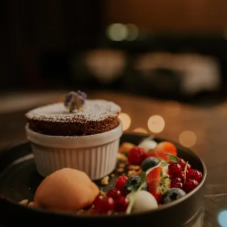 Kozmo & - Small Luxury Of The World Budapest