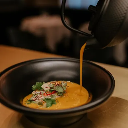 Kozmo & - Small Luxury Of The World Budapest