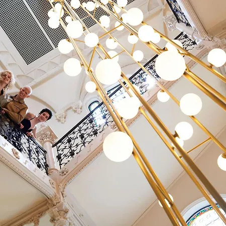 Hotel W 5*