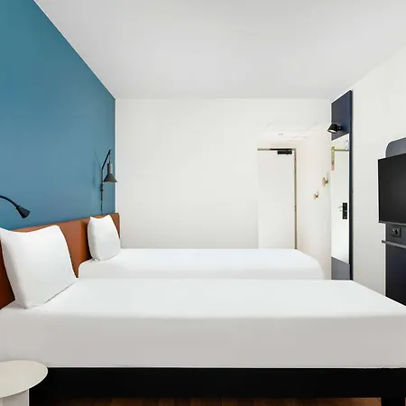 Ibis Centrum 3*
