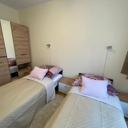 Gvadanyi Rezidencia Apartment