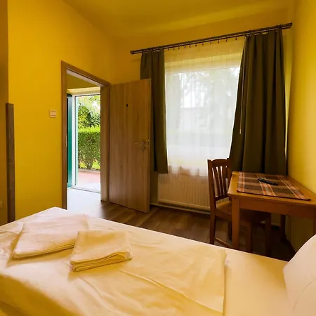 Pensionat Irisz Panzio 3*