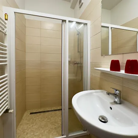 Pensionat Irisz Panzio 3*