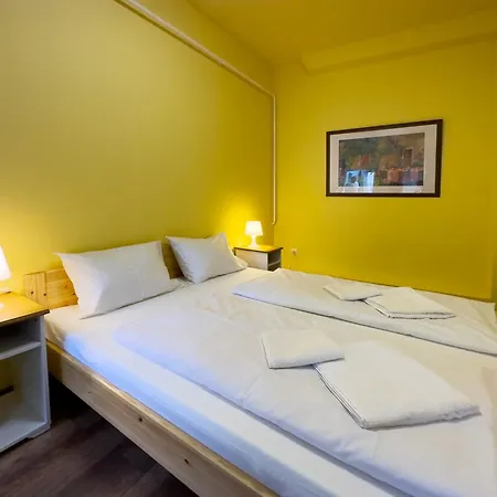 Irisz Panzio 3* Budapest