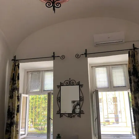 Apartment Klarahome-studio *