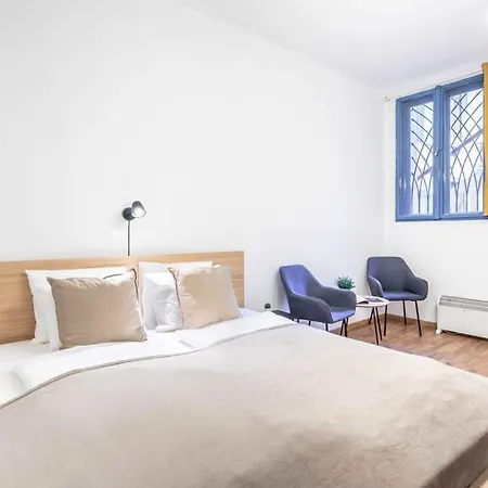 Convenient At Gastro Driven Location Budapest