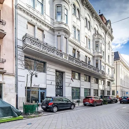Apartment Convenient At Gastro Driven Location