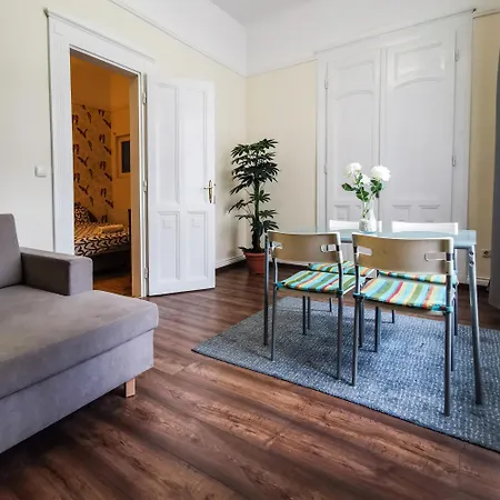 Petofi / Duplex Apartmán *