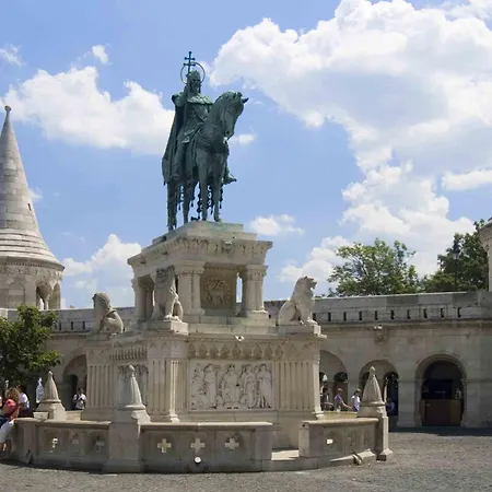 Ξενοδοχείο Buda Castle 4*