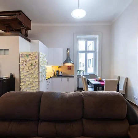 Urban Albergue *