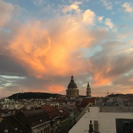 Apartment Opera Panoramic Penthouse *