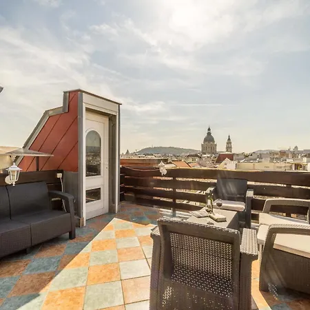 Apartment Opera Panoramic Penthouse Budapest