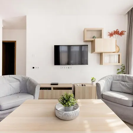 Apartament Bright Floor With Parking Budapeszt