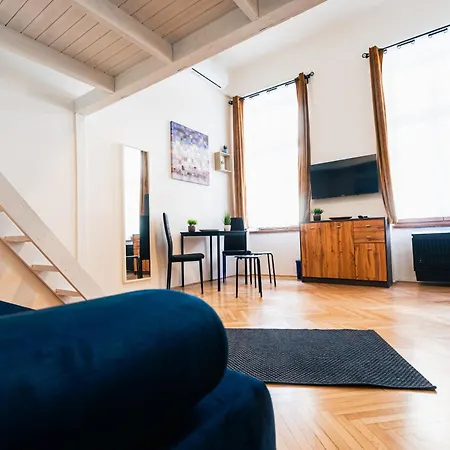 Seventh Heaven 2 Apartment